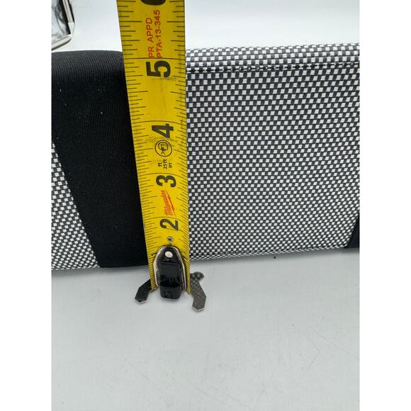 Lululemon Tote Bag 4.5 L – Black & White Checkered NWOT - Picture 6 of 8